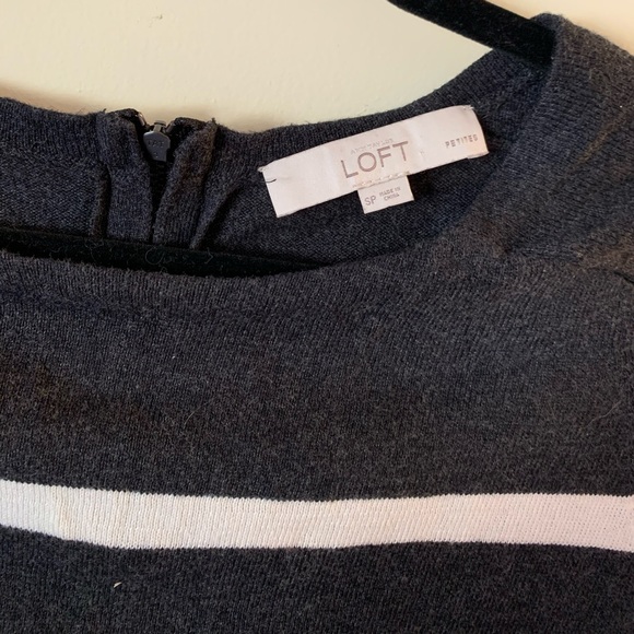 LOFT Sweater - Picture 3 of 5